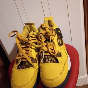 Men's Jordan 4's